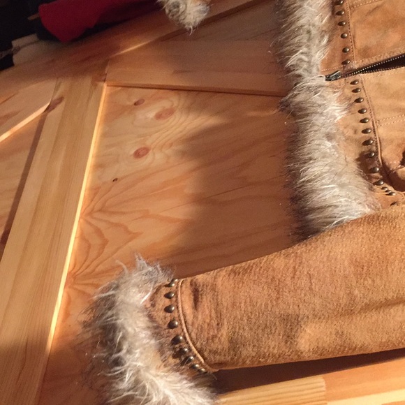 Leather jacket - Picture 2 of 4